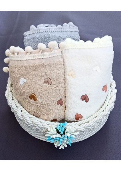 Yuvarlak Örgü Sepet 30*50 cm 3 Adet Havlu Nakışlı Ponponlu , Hediyelik Bohçalık Çeyizlik modelleri