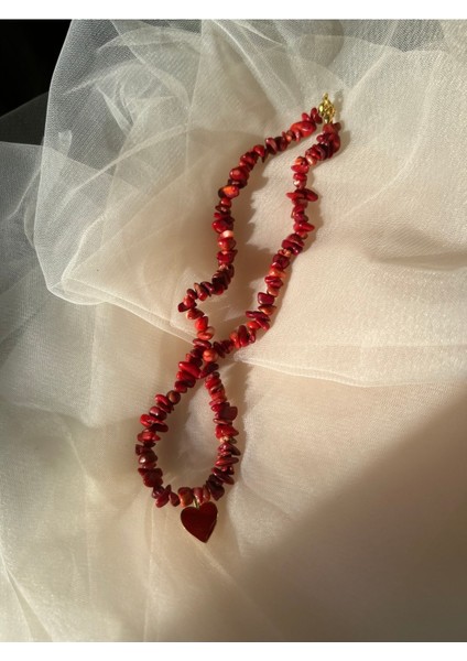 Mercan Kalp Kolye fırsatları