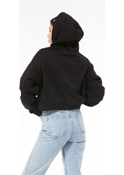 Kapüşonlu Baskılı Crop Sweatshirt modelleri