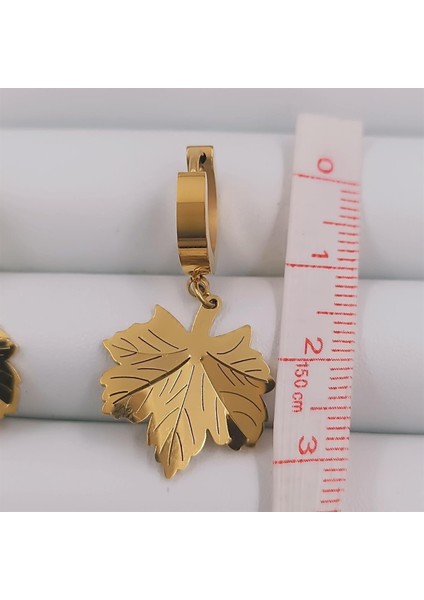 Figürlü Çınar Yaprak Küpe Kadın Gold 3 cm Paslanmaz Çelik Küpe