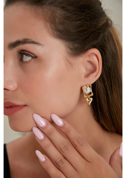 Kadın Veronica Model Kalpli Çelik Altın Kaplama Sallantılı Zirkon Taşlı Günlük Kombin Stil Küpe Takı fırsatları