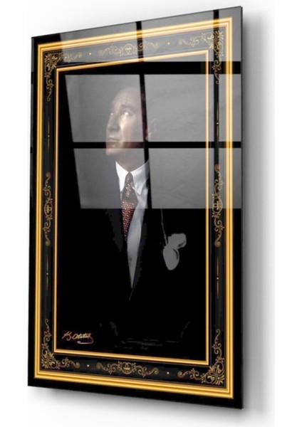 Atatürk Cam Tablo