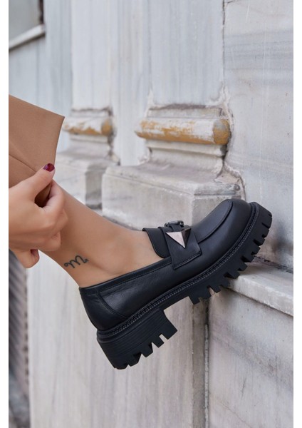 Georgiana Siyah Deri Kadın Loafer