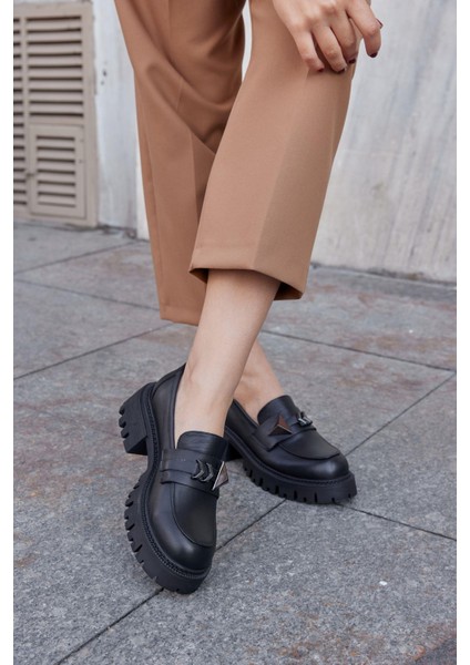 Georgiana Siyah Deri Kadın Loafer modelleri