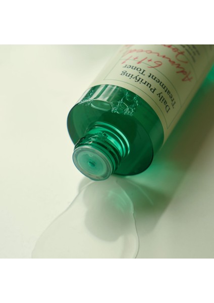 Daily Purifying Treatment Toner 200 ml, 10 Çeşit Hyaluronik Asit içeren, Cildin 10 Kat Derinine İnen Parlaklık Veren Nem Toniği modelleri