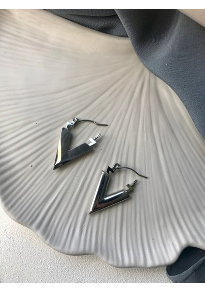 Çelik Küpe fırsatları