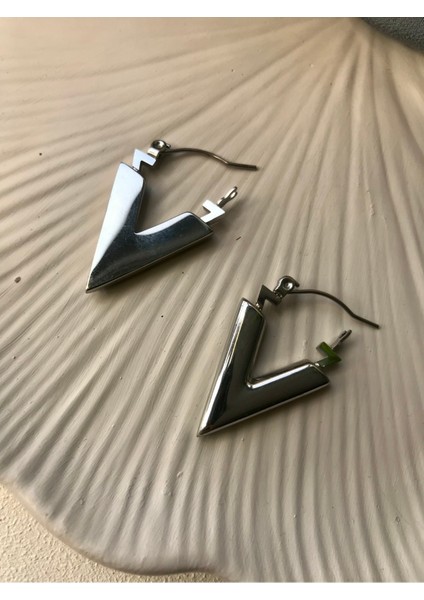 Çelik Küpe indirimleri