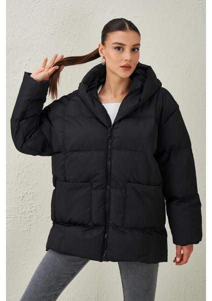 Kadın Siyah Torba Cepli Oversize Mont modelleri