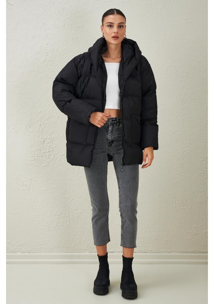 Kadın Siyah Torba Cepli Oversize Mont fırsatları