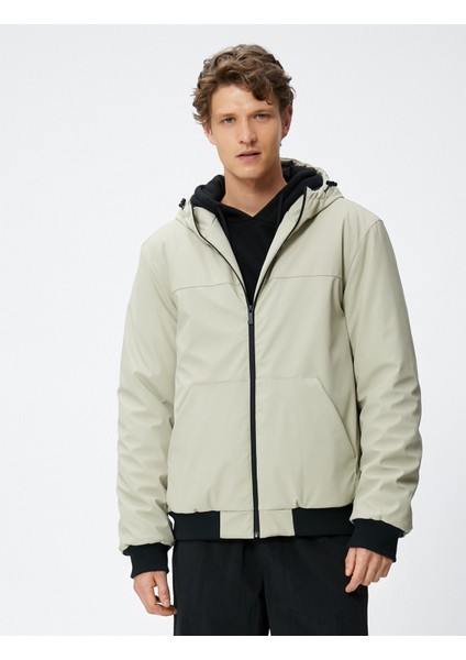 Deri Görünümlü Ceket Kapşonlu Fermuarlı Cep Detaylı modelleri