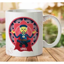1-1342 Doctor Strange Cartoon Yoga Pose Iki Tarafı Baskılı Kupa Bardak