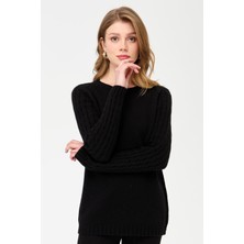 Kadın Sıfır Yaka Kolu Saç Örgü Yün Kazak Siyah