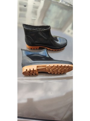 Çiğdem Kundura Kısa Lastik Çizme Siyah 41 Numaralı Kauçuk Tabanlı Su Geçirmez Bahçe Ayakkabısı