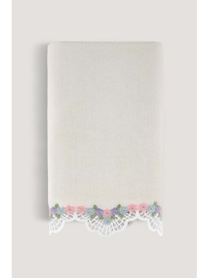 Arliva Home Sıla Kadıfe Nakıslı Çeyız Havlusu Krem 50X85