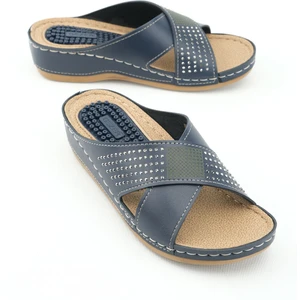 Yazlık Kadın Terlik