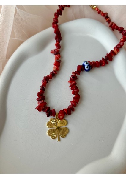 Mercan Yonca Kolye fırsatları