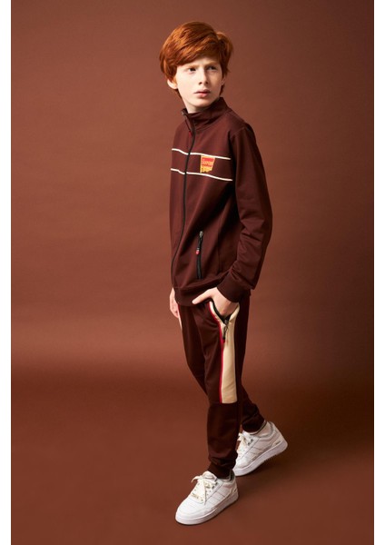Superior Baskı Detaylı Erkek Çocuk Okul Takımı Kahverengi modelleri