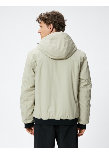 Deri Görünümlü Ceket Kapşonlu Fermuarlı Cep Detaylı fırsatları