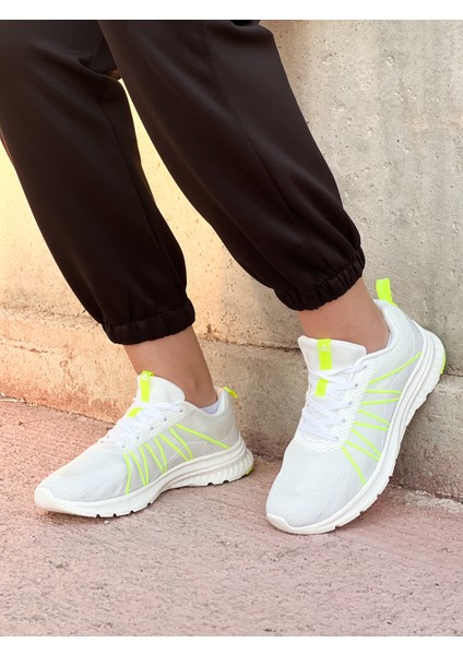 Running Kadın Beyaz Kaymaz Taban Ortopedik Nefes Alabilen Garantili Rahat Hafif Günlük Sneaker Yürüyüş Koşu Spor Ayakkabısı EW02888H