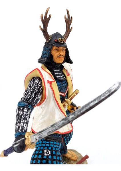 Geleneksel Savaşçı Kıyafetleriyle Kılıçlı Samuray Biblosu | Asya Figürleri | Japon Dekoratif Obje indirimleri