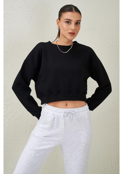 Tena Moda Kadın Siyah Bisiklet Yaka Üç Iplik Oversize Crop Sweatshirt