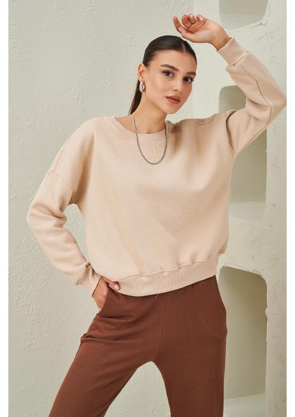Tena Moda Kadın Taş Bisiklet Yaka Üç Iplik Basic Sweatshirt