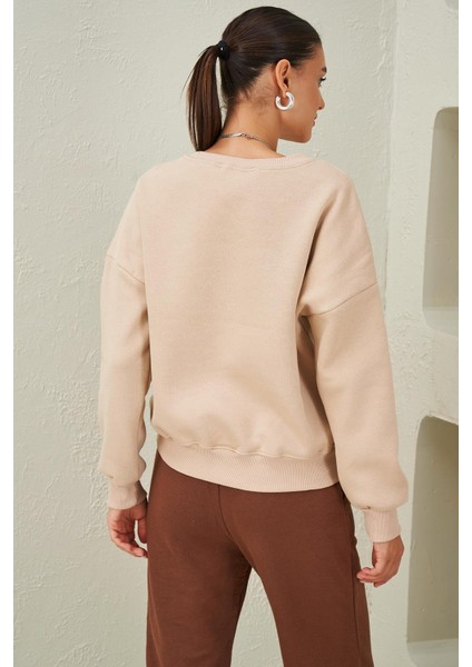 Tena Moda Kadın Taş Bisiklet Yaka Üç Iplik Basic Sweatshirt