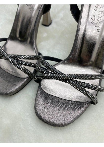 Platin Çapraz Üç Bantlı Kadeh Ökçeli Ayakkabı (K.e.t.2) - Platin - 39 - ST01955-PLATİN-39 indirimleri