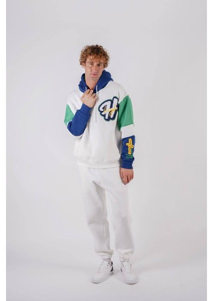 Beyaz Nakışlı Oversize Kapşonlu Sweatshirt