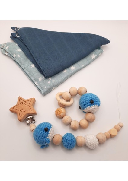 Hoşgeldin Bebek Yenidoğan Isimli Emzik Zinciri Askısı Hediye Seti Amigurumi Balina Mavi