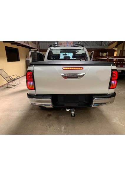 Toyota Hilux Revo 2016+ LED Stop Smoke