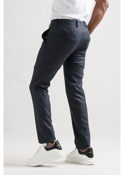 Slimfit Bitik Kareli Boru Paça Kışlık Erkek Kumaş Pantolon indirimleri
