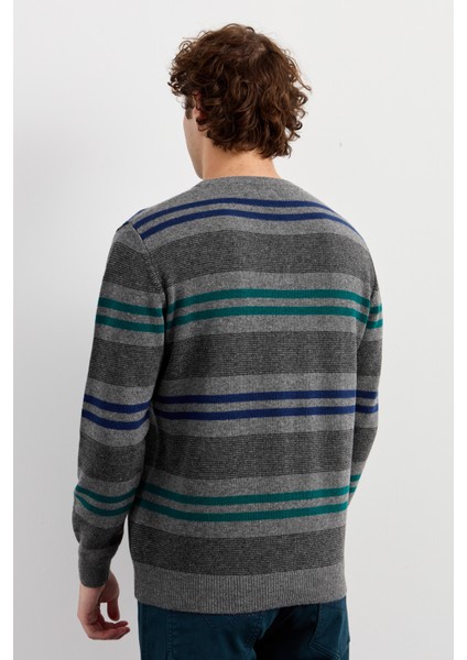 Erkek Sıfır Yaka Renkli Çizgili Klasik Yün Kazak Füme