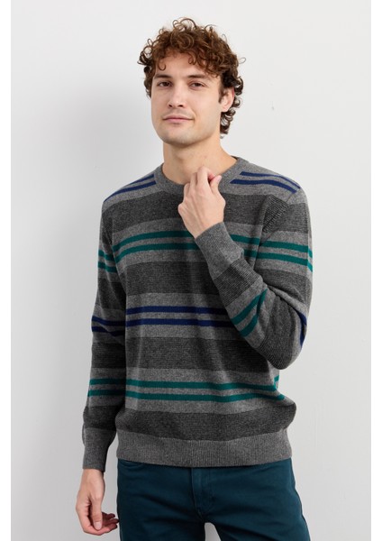 Erkek Sıfır Yaka Renkli Çizgili Klasik Yün Kazak Füme modelleri