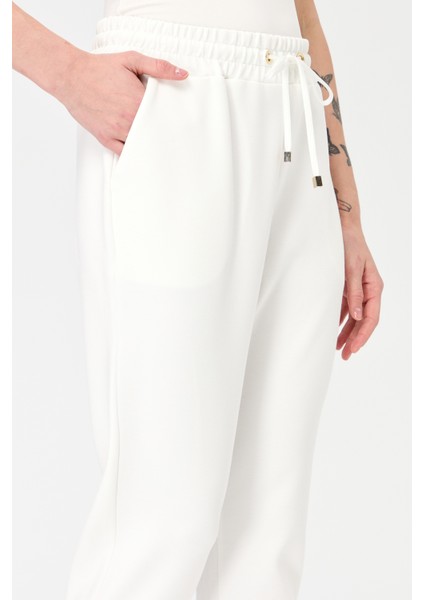 Kadın Paça Arkası Lastikli Cepli Eşofman Pantolon Beyaz fırsatları