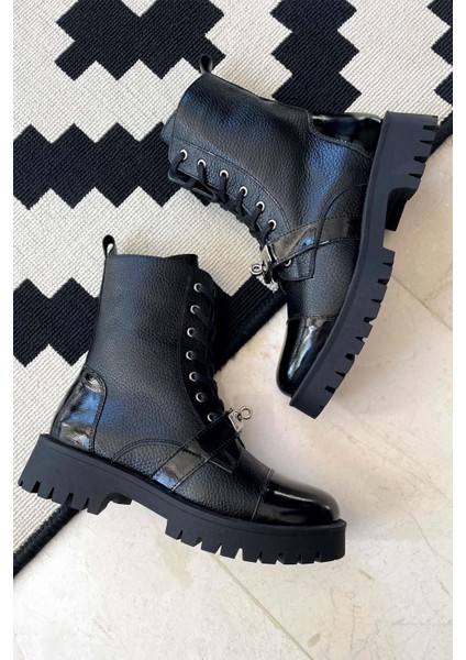 Siyah Siyah Kırışık Rugan Hakiki Deri Kadın Bot & Bootie K02274320303