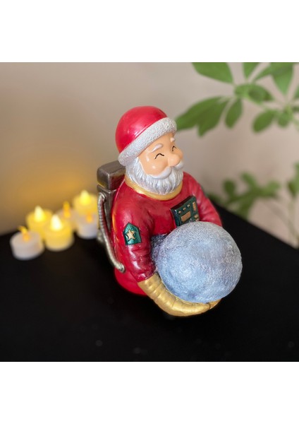 Astronot Noel Baba Yılbaşı Dekoru Biblo