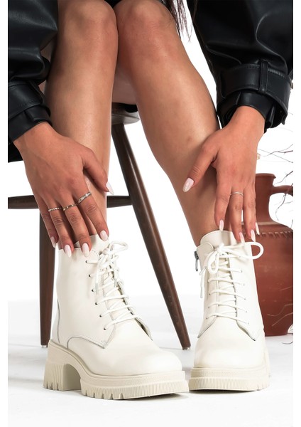 Deri Bağcıklı Fermuarlı Rahat Kadın Bot Ayakkabı