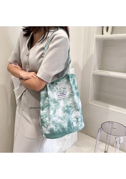 Batik Büyük Kapasiteli Alışveriş Çantası Yeni Rahat Tuval Kadın Çantası Omuzdan Askili Çanta Moda Baskılı Tokalı Çanta Kadınlar Için 2021 (Yurt Dışından) fırsatları