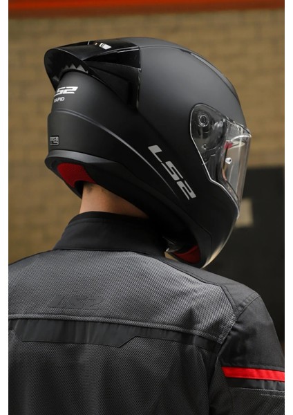 Rapıd Race Mat Siyah Kask modelleri