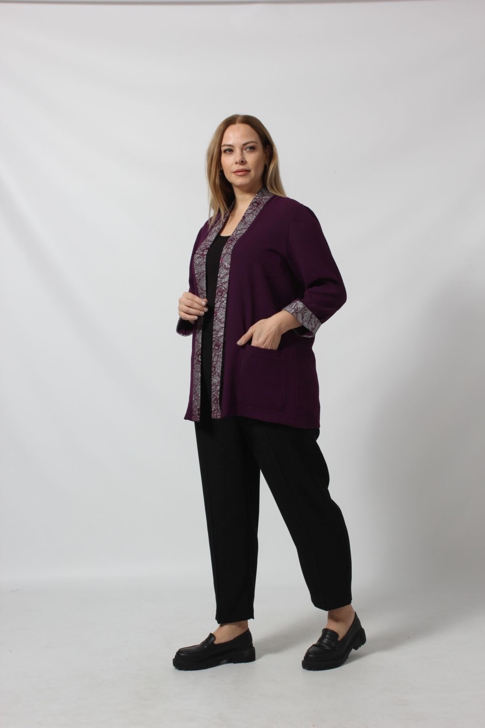 Moda Berray Parlak Detaylı Garnili Büyük Beden Blazer Ceket görsel 2