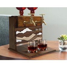 Bk Gift Kişiye Özel Kabartma Dağ Tasarımlı Çift Musluklu Doğal Ahşap Içki Standı-1, Içki Standı, Doğum Günü Hediyesi, Ev Hediyesi, Erkek Hediye