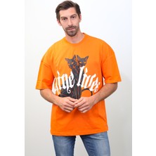 Sar-Esh Lives Kedi Baskılı Oversize T-Shirt