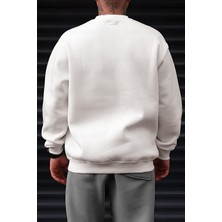 Millionaire Erkek Kırık Beyaz Krem Ekru 1997 Baskılı 0 Sıfır Yaka Oversize Salaş Bol Kesim Polar Sweatshirt