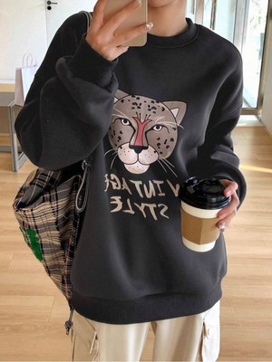 Trendseninle Kadın Koyu Füme Vintage Style Baskılı Bisiklet Yaka Sweatshirt