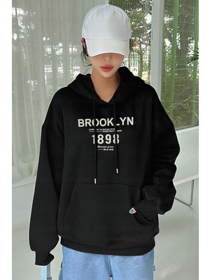 Millionaire Kadın Siyah 1898 Brooklyn Baskılı 3 Iplik Şardonlu Kapüşonlu Oversize Salaş Bol Kesim Hoodie Sweatshirt