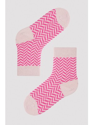 Penti Kız Çocuk Pembe Zigzag Desenli Soket Çorap