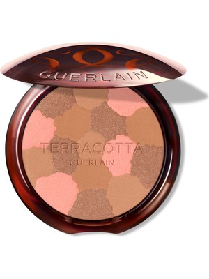 Guerlain Terracotta Light Fondöten Doğal Görünüm Ağırlık Bırakmayan 96% Formül