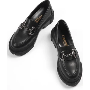 Capone Outfitters Oval Burunlu Metal Tokalı Trak Tabanlı Kadın Loafer