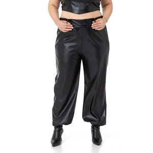 Disentis Modest Büyük Beden Paçası Büzgü Detaylı Deri Siyah Pantolon